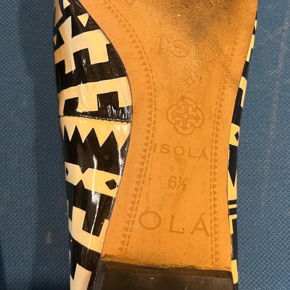 Isola black white ballet flat shoe 6.5 - Picture 4 of 6